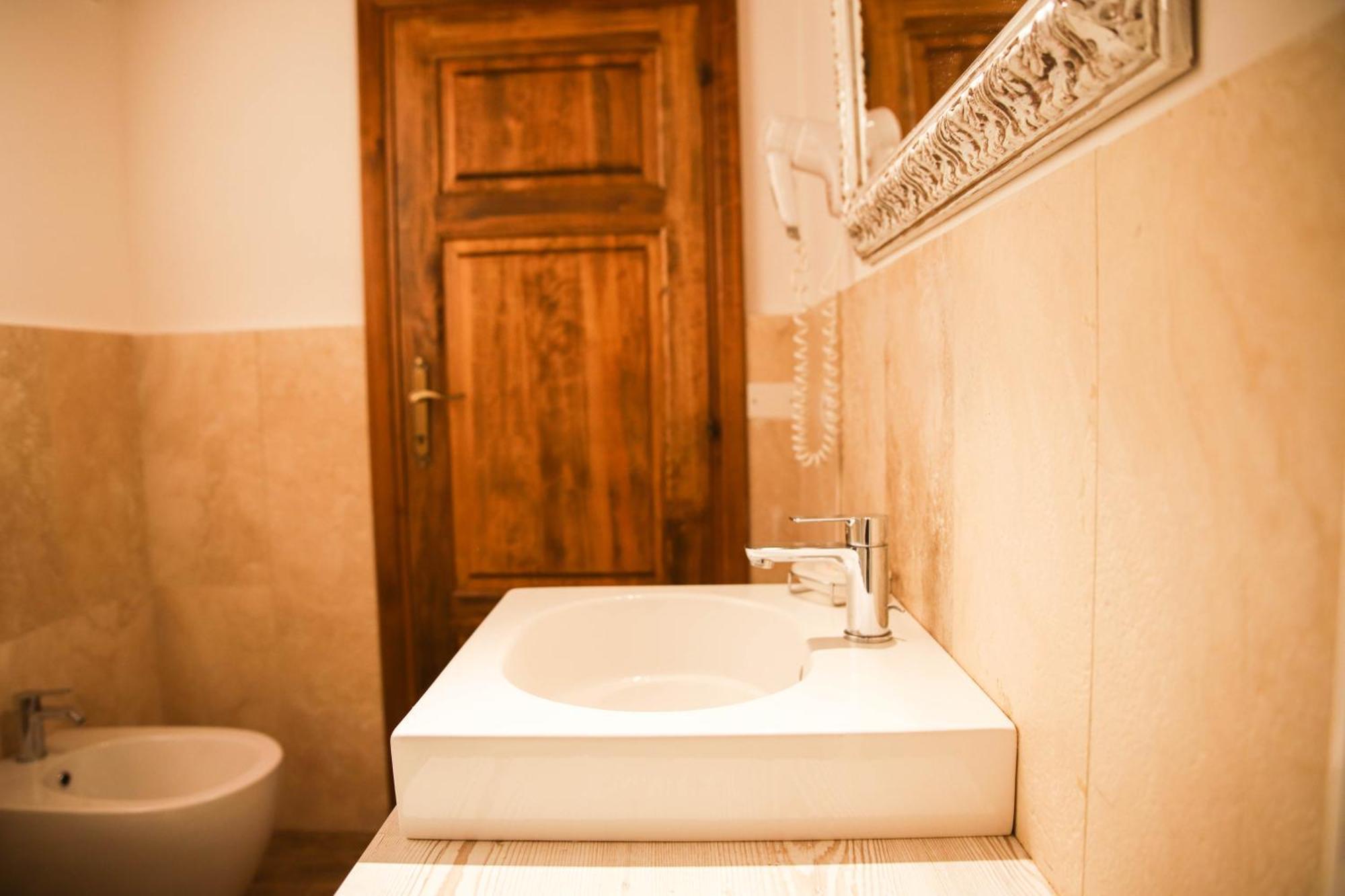 Гостевой дом Country House Poggio Aione Catabbio Экстерьер фото
